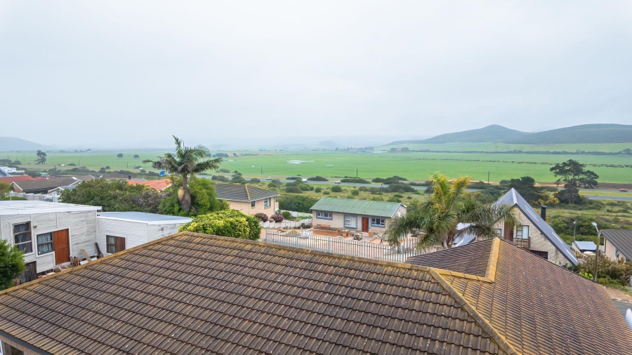3 Bedroom Property for Sale in Fraaiuitsig Western Cape